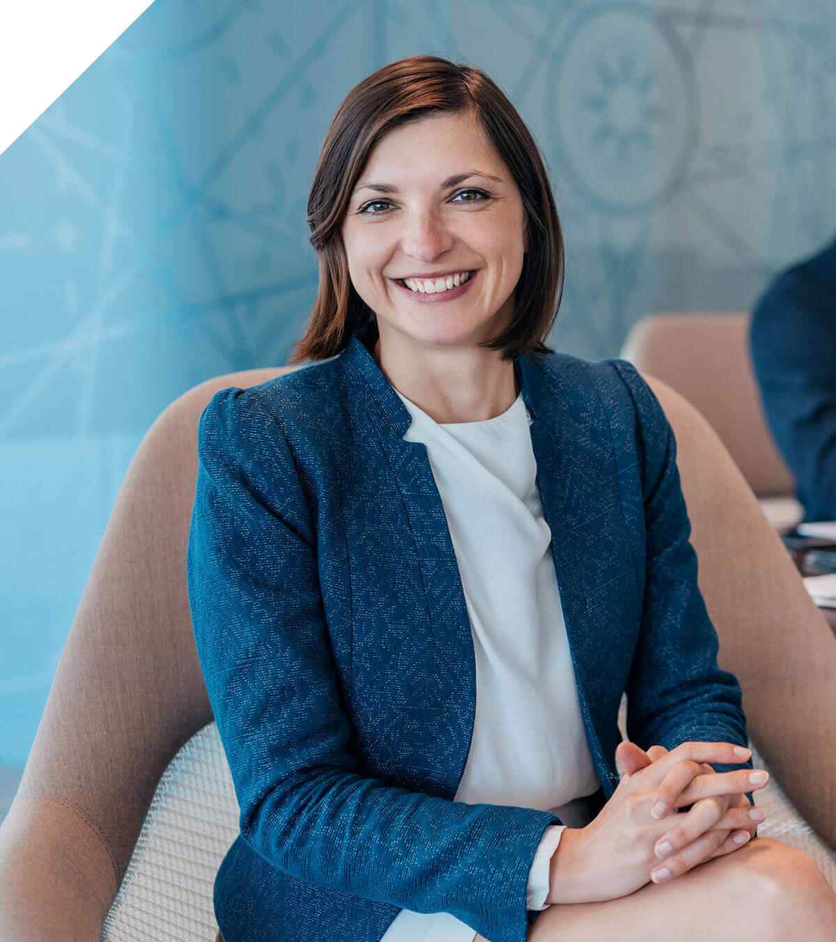 https://demo.kasatztech.com/wp-content/uploads/2020/04/img-people-02.jpg
